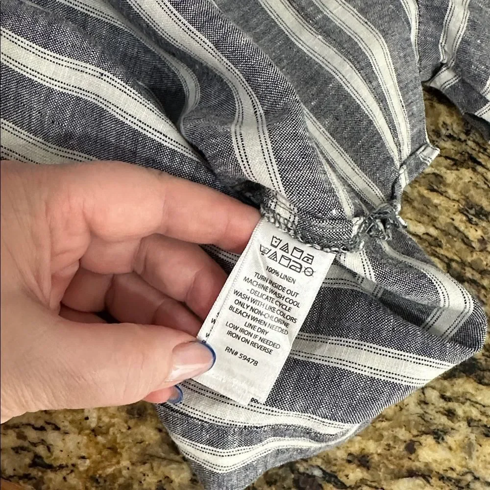 Christian Siriano Linen Gray And White Striped 3/4 Sleeve Top Size L